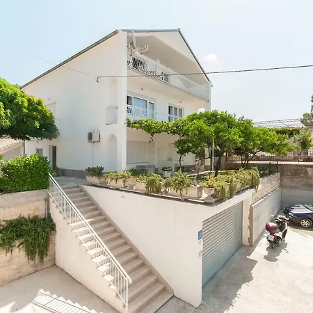 Modern Apartman Duce