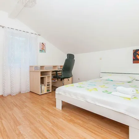Modern Apartman