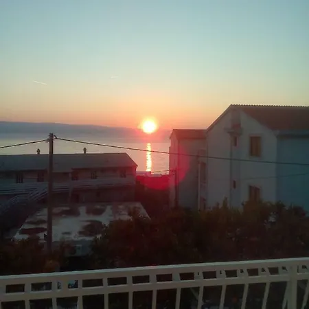 Modern Apartman Duće